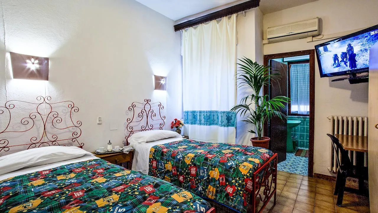 Hotel Villarosa Con Vespa Rent Sarroch